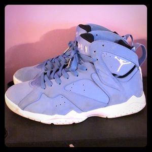 Jordan Pantone 7’s